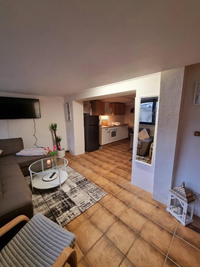 Souterrainwohnung zentrale Lage in Detmold Exterior foto